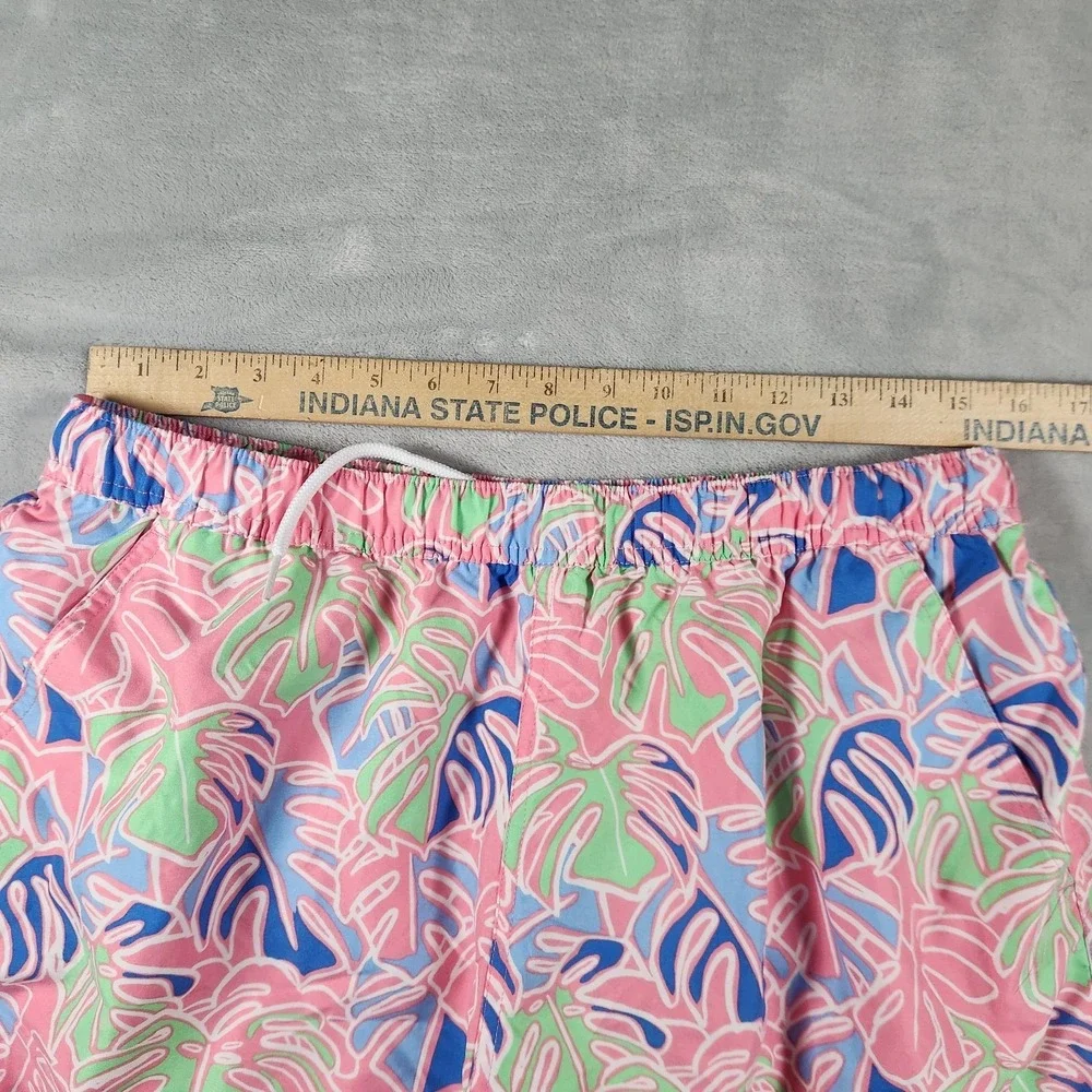 Vineyard Vines Men L Swim Trunks Chappy Blue Tropical Leaf Palm Beach Pool Short